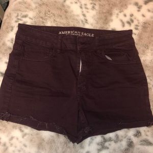 Hight rise shortie maroon AE short